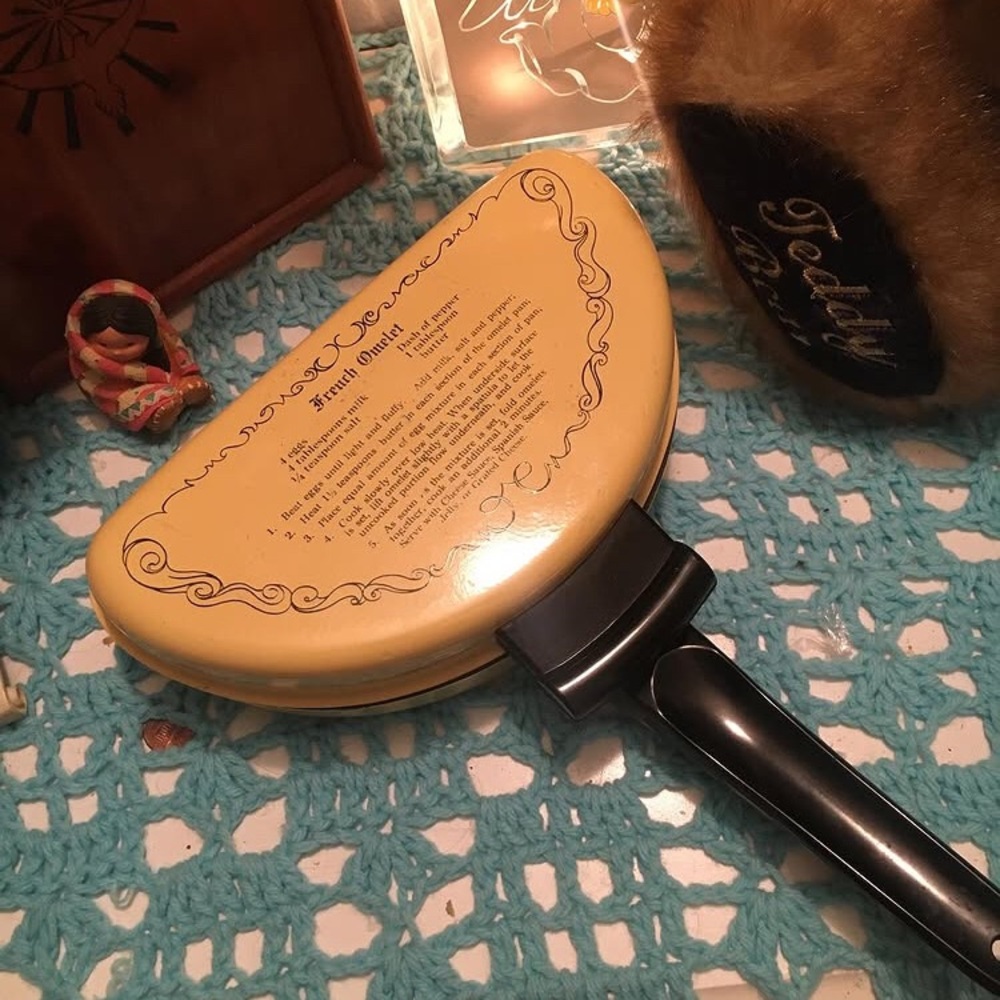 1970 Omlet cook pan